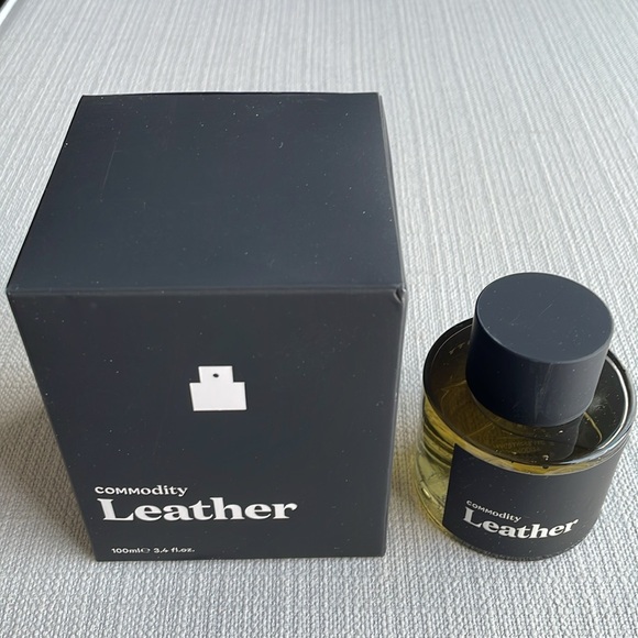 Commodity leather fragrance 3.4oz - Picture 5 of 13